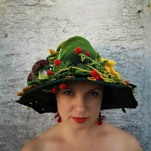 Forest fairy hat with mushrooms and cranberries, sauna hat, costume hat READY TO SHIP size L