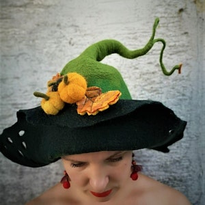 Halloween fairy hat with pumpkin and leaves, sauna hat, costume hat, Halloween party felted hat