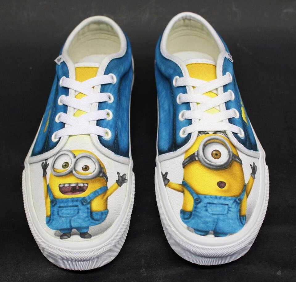 despicable me vans