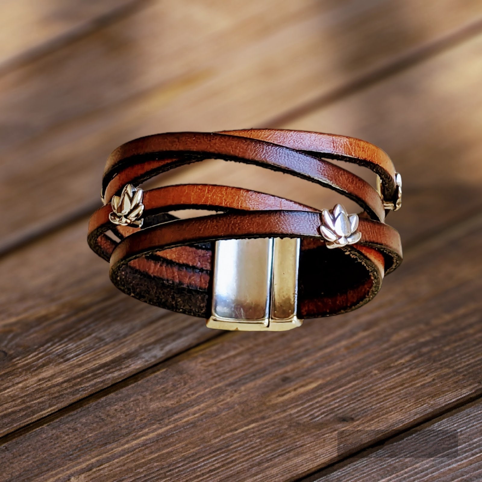 Bracelet cuir italien taupe couture avec passants et fermoir acier  inoxydable