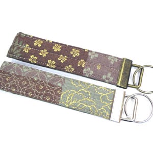 Japanese Patchwork Key Fob: Nara Homespun Fabric Wrist Loop, Dusty Rose Green and Gold
