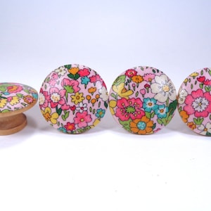 Floral Fabric Drawer Knobs: Mini Pop Style, English Decor