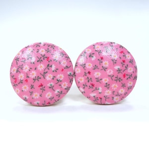 Ditsy Daisies Drawer Knobs, Calico Floral on Pink Dresser Knobs