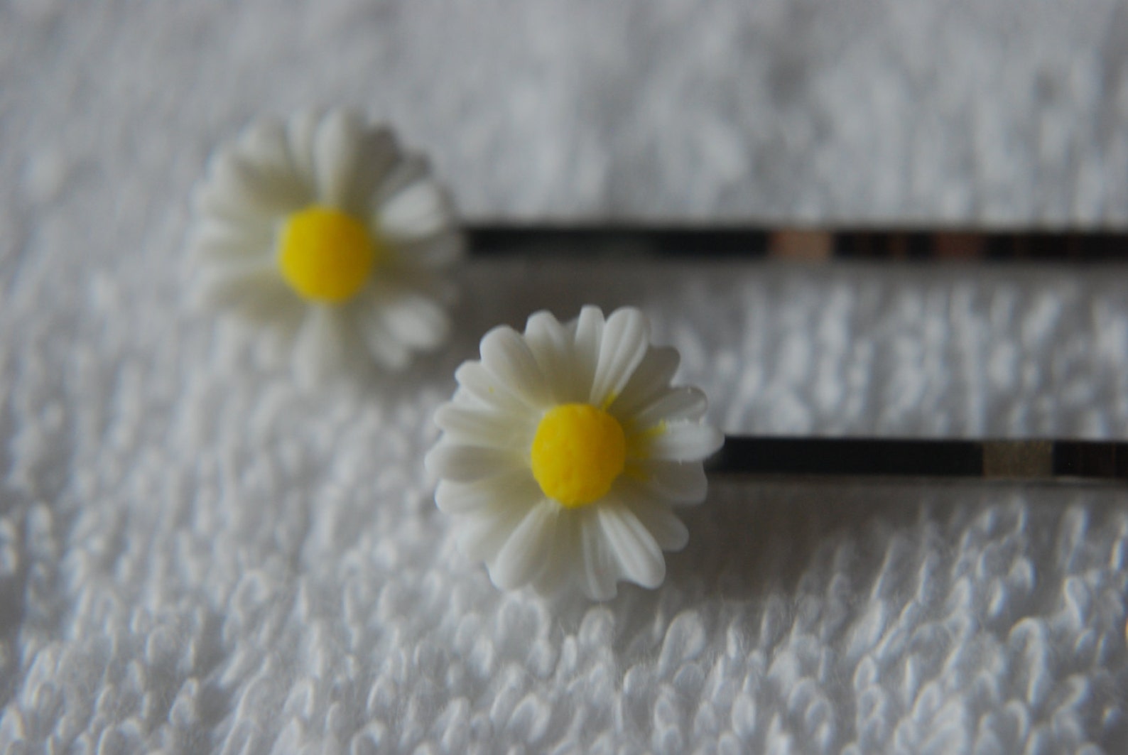 Daisy Hair Clips Pack of 2 White Etsy