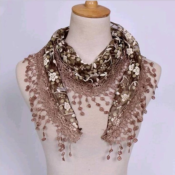 Lace triangle scarf - Coffee