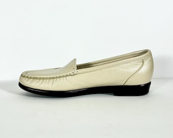 80s Cream Leather Loafers Shoes, Tripad SAS Comfort Foot Bed, Size 8