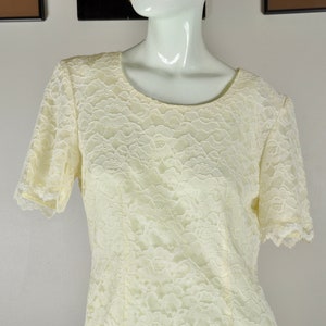 Lace Mini Dress, 80s Off-white Lace, Babydoll Pinup Mod Minimalist Budget Bride Vintage Wedding