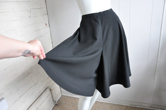 60s High Waist Black Linen Culottes w/ Pockets, Wa