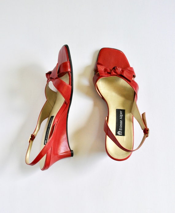 90s BOMBSHELL Red Leather Square Toe Bow-tie Wedge