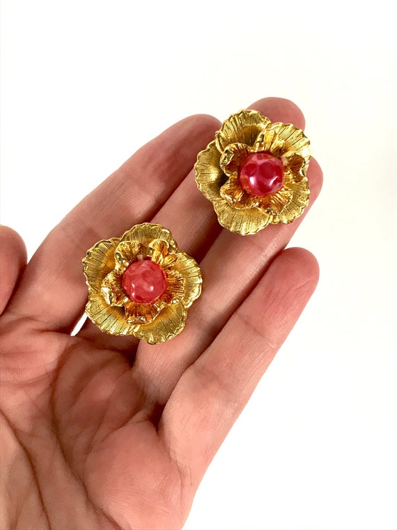 Jewelry Stick On Earrings 80s 80s 60s Pink Pearl Gold-tone Clip-on