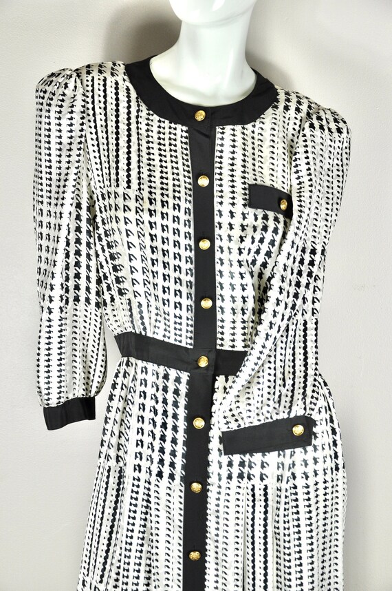 80s Mod Black and White Houndstooth Dress, Act I N