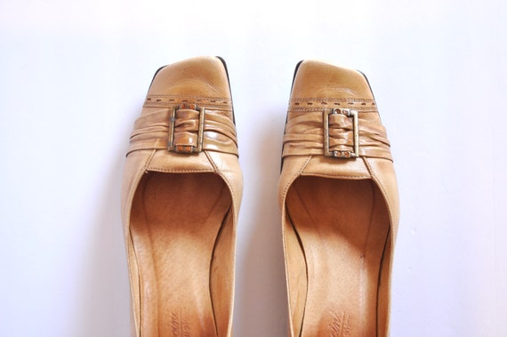 90s 70s Camel Leather Buckle Slides Shoes w/ Angl… - image 1