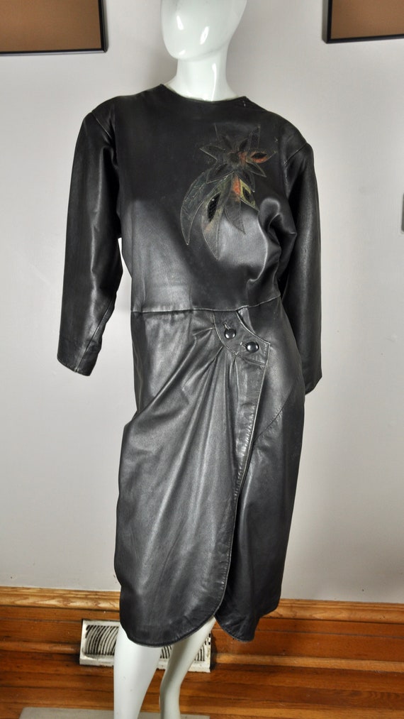 80s 90s Black Leather Flower Appliqué Dress w/ Si… - image 2