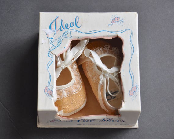 1940s/1950s Ideal Newborn Crib Shoes with Peach-C… - image 1