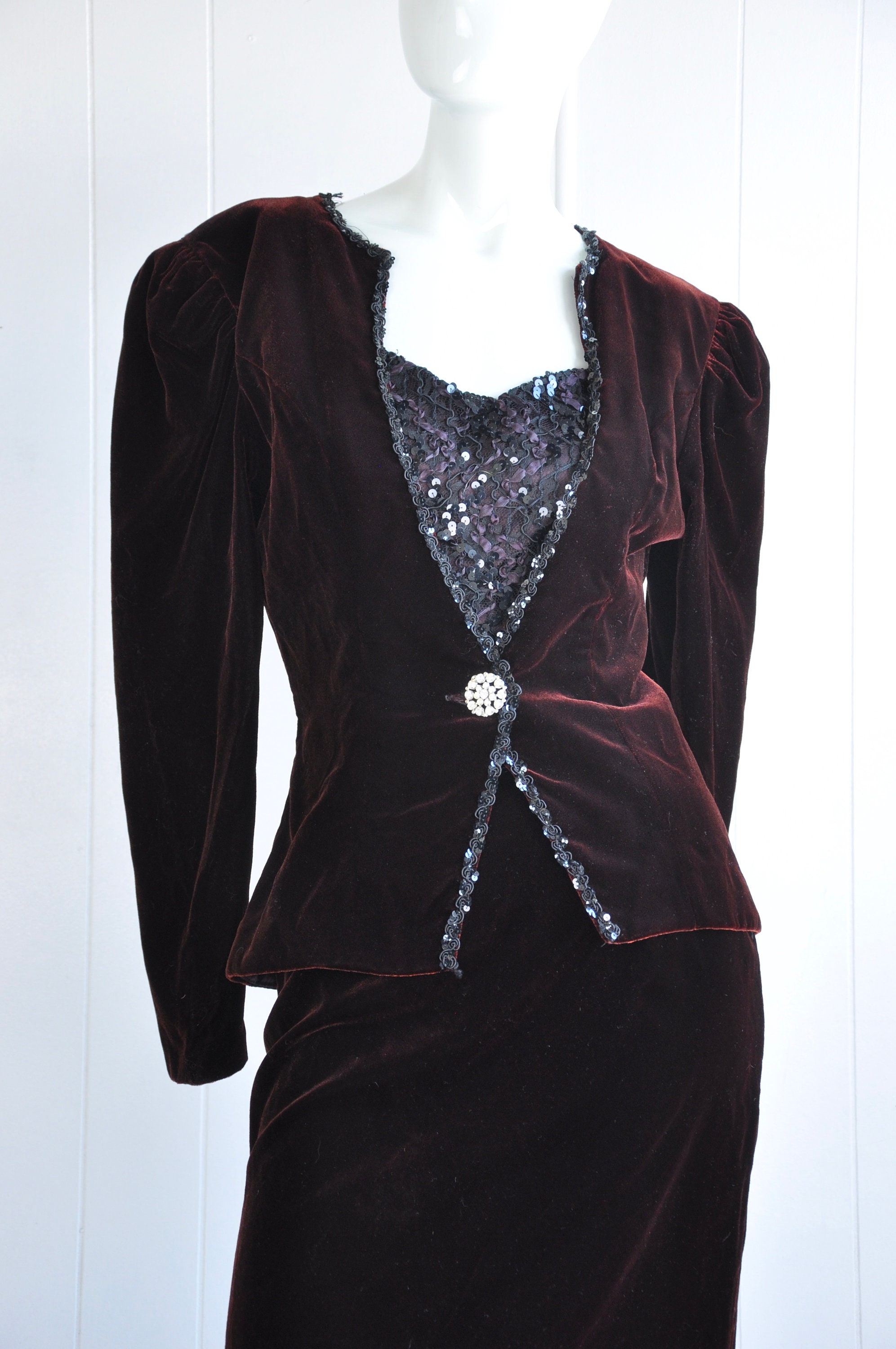 70s Oxblood Velour Lace and Sequin Skirt Suit Size XS Waist - Etsy