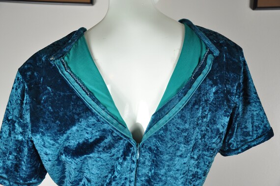 70s 80s Wintergreen Crushed Velvet Keyhole Dress,… - image 7