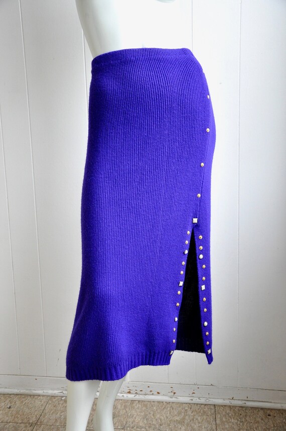 purple knit skirt