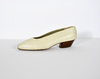 Y2K Ellen Tracy White Snakeskin Leather Kitten Heels, US Size 5M