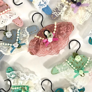 90s Doll Clothes Mini Hand-painted Wood Hangers Lot (16), Handicraft Decorated Miniature Hangers