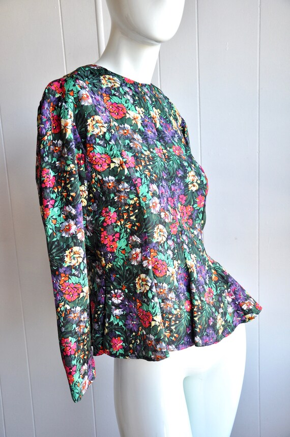 80s Floral Peplum Top by Leslie Fay, Size XS/Smal… - image 4