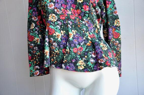 80s Floral Peplum Top by Leslie Fay, Size XS/Smal… - image 1