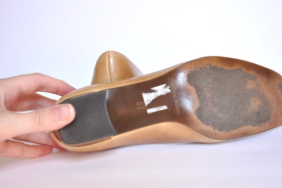 90s 70s Camel Leather Buckle Slides Shoes w/ Angl… - image 7