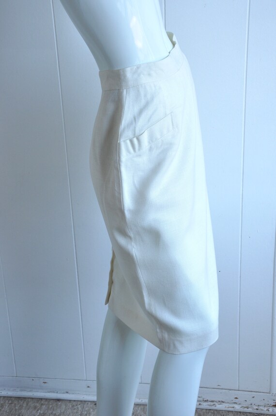 80s Off-white Linen Pencil Skirt w/ Back Buttons,… - image 5