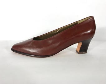 90s Bandolino Brown Leather Chunky Kitten Heels, Size 8.5M, Made in Brazil