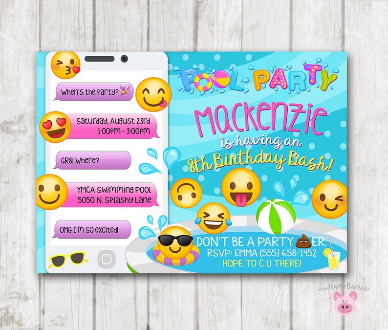 Puede incluir: Una invitaci&oacute;n a una fiesta de piscina azul y rosa con emojis y el texto "Pool Party Mackenzie is having an 8th Birthday Bash!"  Don't be a party pooper RSVP: Emma (555) 658-1452 Hope to C U there!"