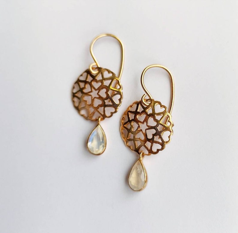 Earrings rose gold with moon stone