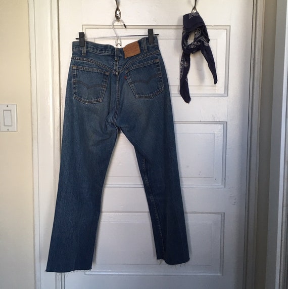 Vintage 80s levis 501 medium wash - image 3