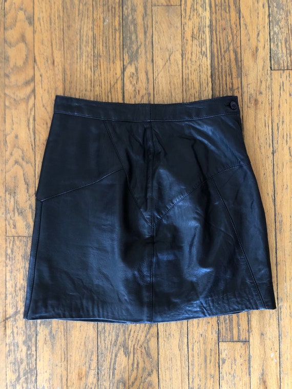 Vintage 80s leather mini skirt - image 1