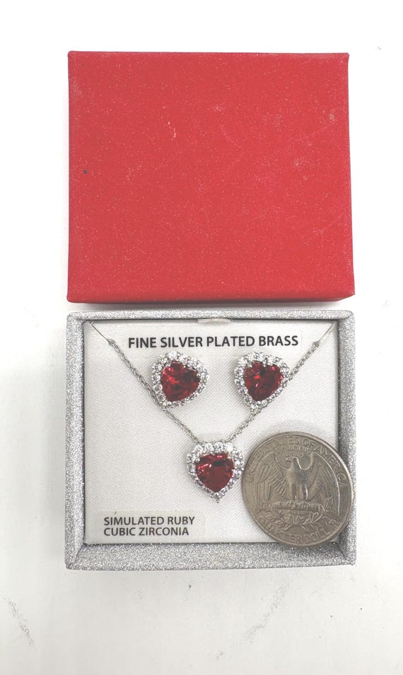 NOS Red Ruby Crystal Clear Rhinestones Hearts Vin… - image 2