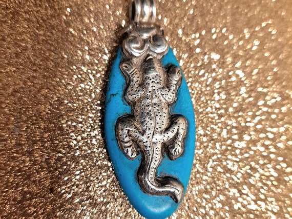Turquoise with Silver Lizard Alligator Vintage Pe… - image 1