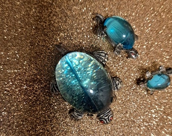 3 Greenish Blue Clear Jelly Belly Vintage Scatter Turtle Pins Brooches