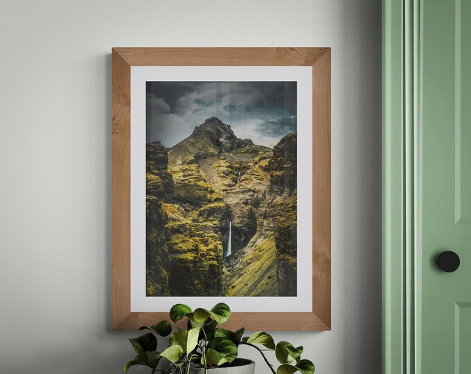Iceland Fine Art Photograph • Rótarfjallshnúkur above Múlagljúfur • Unframed Print
