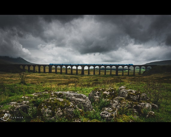 Midland Pullman crossing Ribblehead Viaduct, Settle-Carlisle Railway - Photographic Print