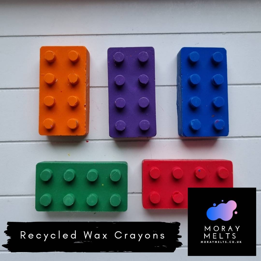 Pack of 8cm Mini Halloween Wax Crayons 