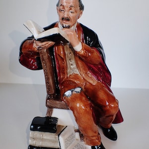 Vintage Royal Doulton &quot;The Professor&quot; HN 2281 Retired/ Mint Condition