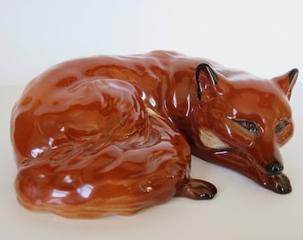 Vintage Beswick Fox Curled Model 1017