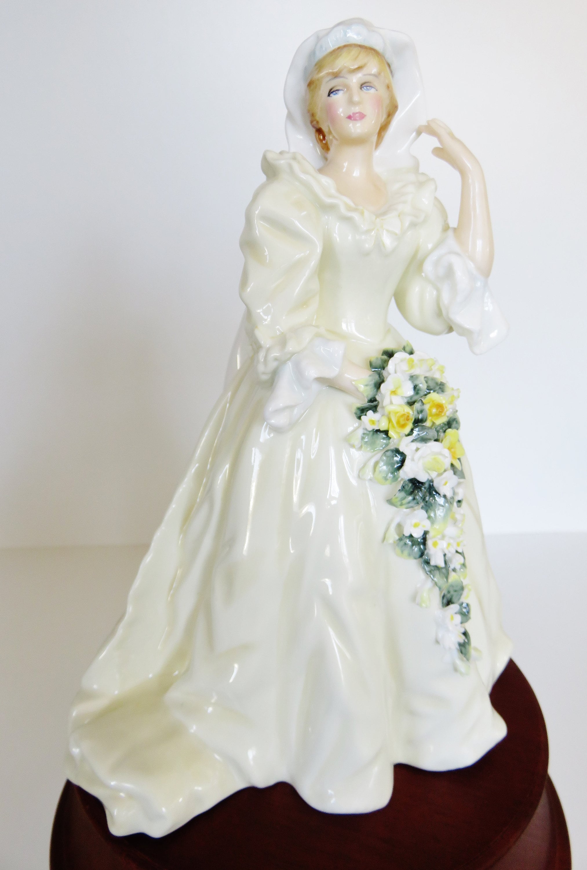 Royal Doulton Figurines Princess Diana - Etsy
