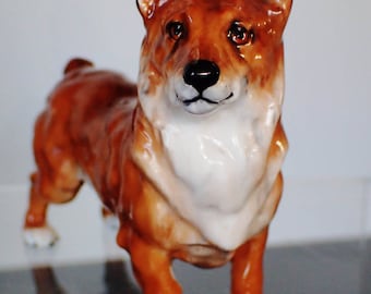 Royal Doulton "Champion Spring Robin" Welch Corgi Dog Figurine HN 2559