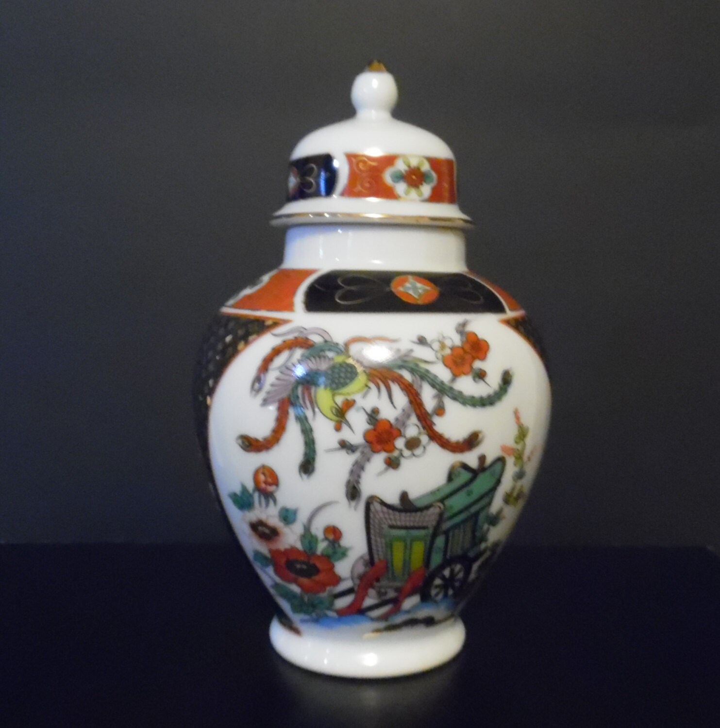 IMARI Porcelain Ginger Jar Urn Vase with Lid Made in Japan Etsy