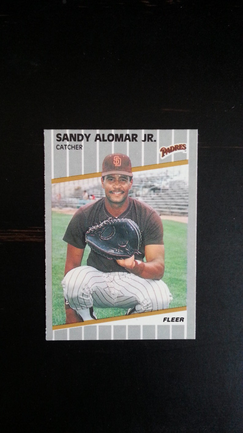1989 Fleer Sandy Alomar # 300 Card DOB Error 06181966 MNM