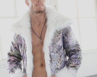 Manteau de fourrure de roi de printemps : costume de fête duveteux blanc