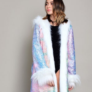 Unicorn Smile Faux Fur Coat White Shiny Rainbow Boho Disco Man Women Playa Wear Jacket Festival Rave Burning Colors Clothing