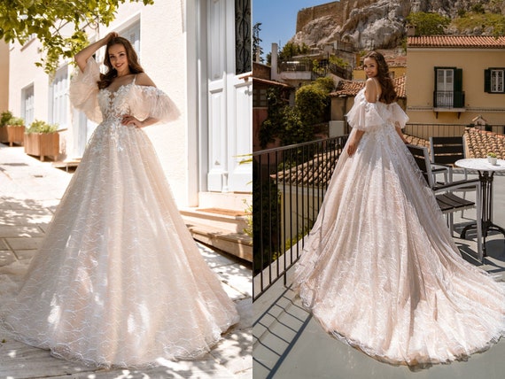 wedding dress with removable sleeves