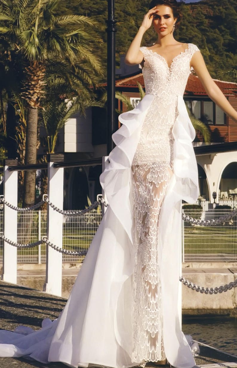 Sheath Style Wedding Dresses