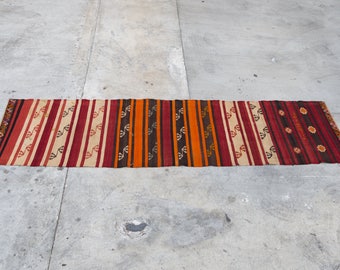 MUT Vintage Handmade Turkish Anatolian Rug 10ft by 2.10ft