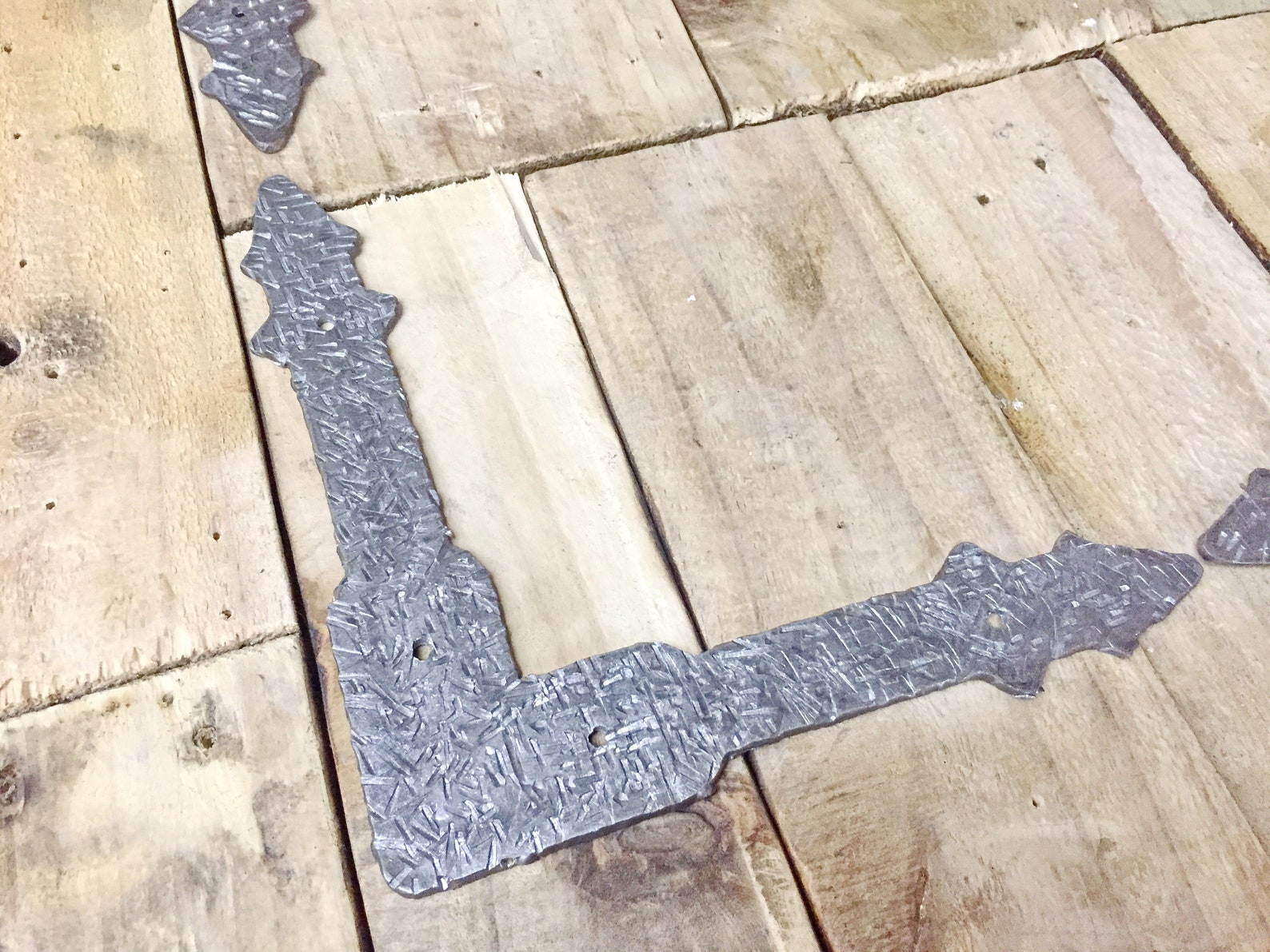 4 Piece Wrought Iron Corner Brackets / Large Rustic Corner Etsy